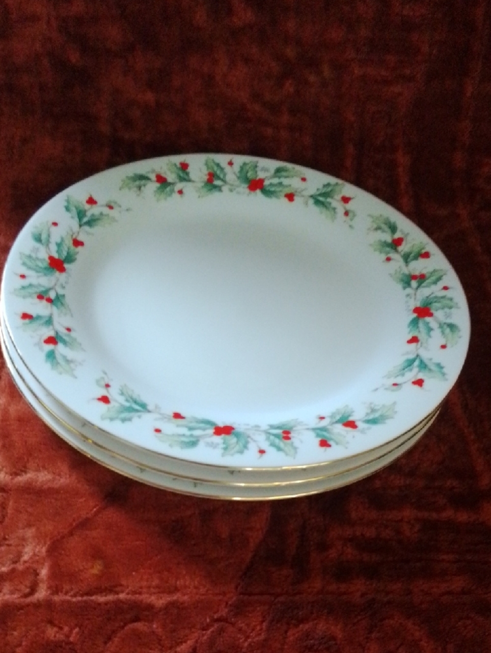 China Pearl Fine China "Noel" - 10-1/2" Dinner Plate set of 3